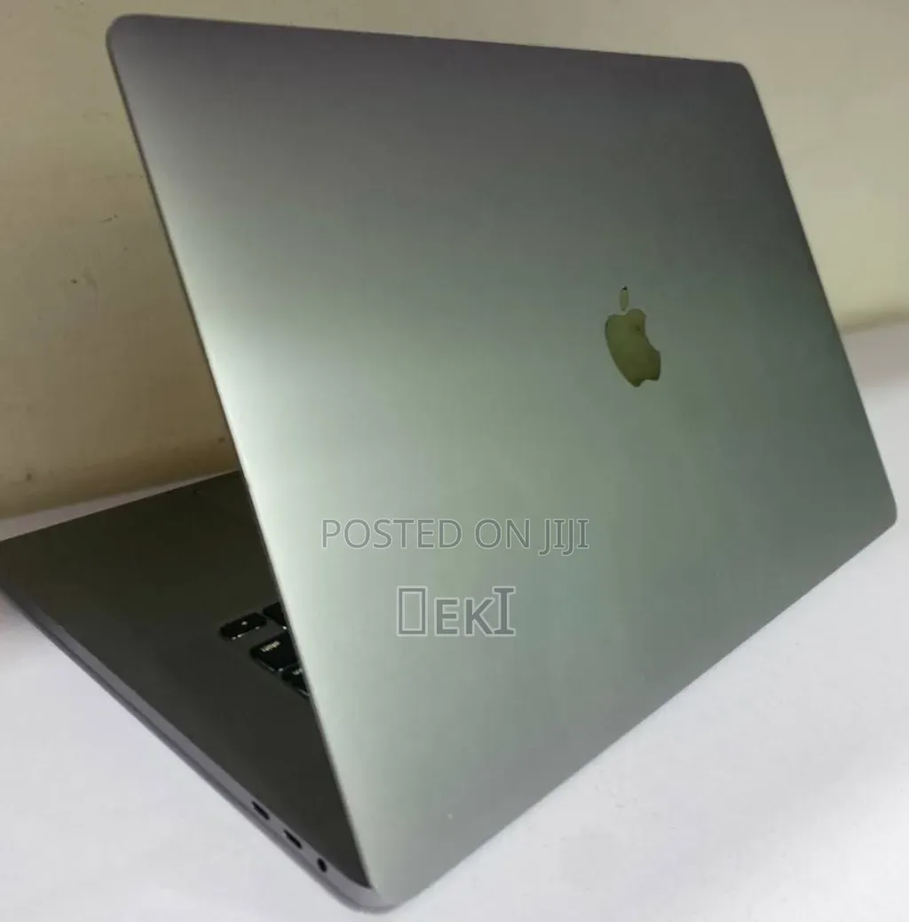 New Laptop Apple MacBook Pro 2016 16GB Intel Core i9 SSD 1T