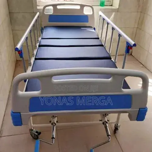 Affordable Adjustable Hospital Bed艦乍head Foot Boards for Easy Handling