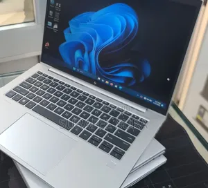 New Laptop HP EliteBook 840 G10 16GB Intel Core i7 SSD 512GB