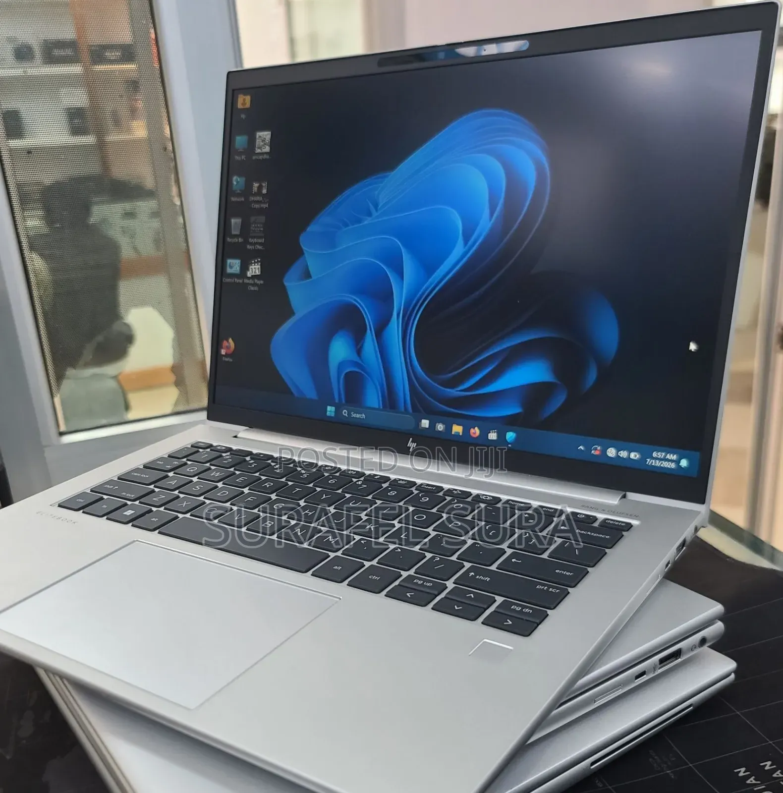 New Laptop HP EliteBook 840 G10 16GB Intel Core i7 SSD 512GB