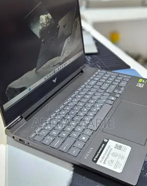 New Laptop HP Victus 15 16GB AMD Ryzen 7 SSD 512GB
