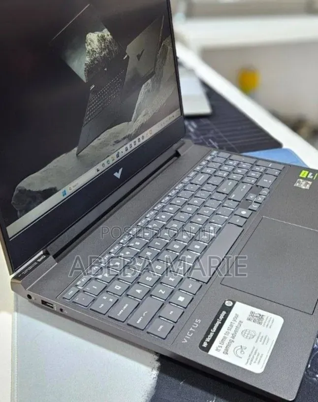 New Laptop HP Victus 15 16GB AMD Ryzen 7 SSD 512GB