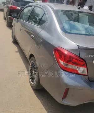 Mitsubishi Attrage 2022 Gray
