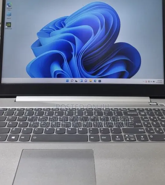 New Laptop Lenovo ThinkBook 15 16GB Intel Core i5 SSD 512GB