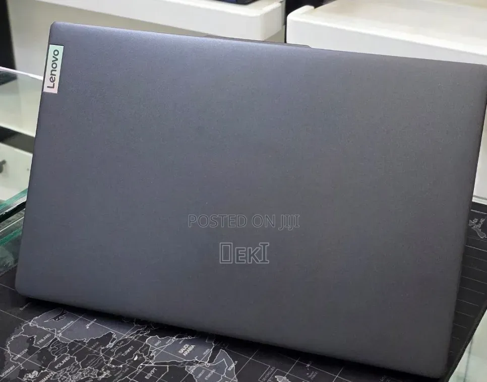 New Laptop Lenovo Ideapad 3 8GB Intel Core i5 SSD 512GB