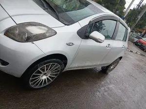 Toyota Yaris 2007 Silver