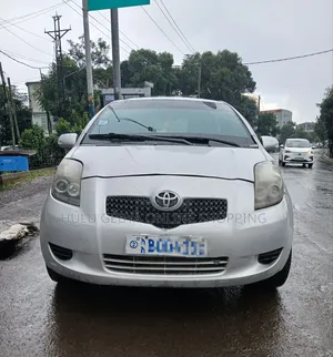 Toyota Yaris 2007 Silver