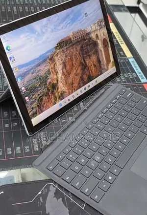 New Laptop Microsoft Surface Pro 7 16GB Intel Core i7 SSD 512GB