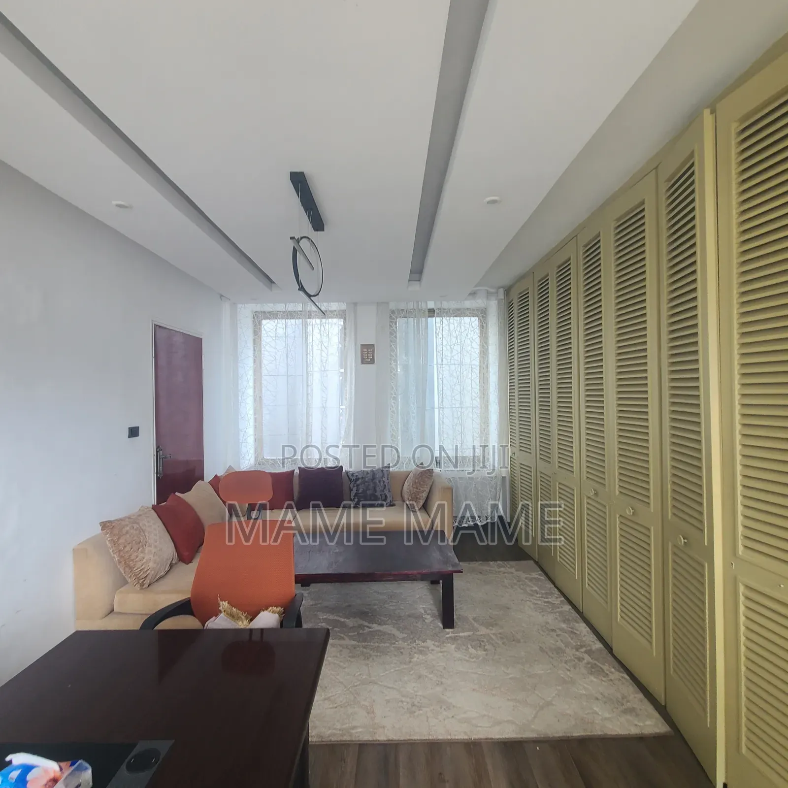 Office Space for Rent and It Has a Lock for Sale