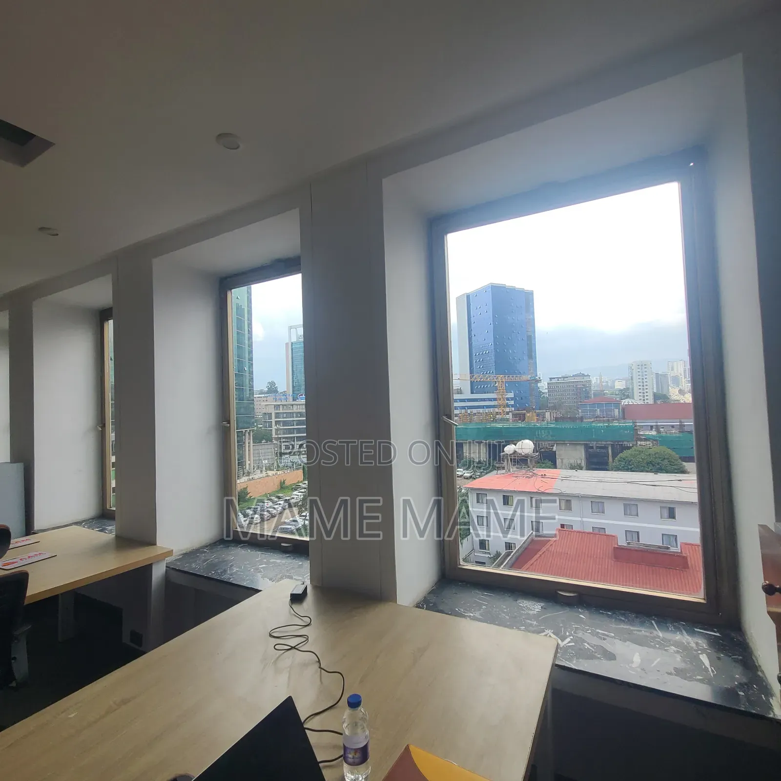 Office Space for Rent and It Has a Lock for Sale