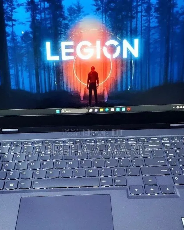 New Laptop Lenovo Legion 5 16GB AMD Ryzen 7 SSD 512GB