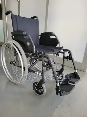 Orginal wheelchair堠𦬅Manually Propelled Wheelchair V200 XXL Vermeiren