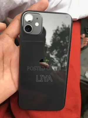Apple iPhone 11 64 GB Black