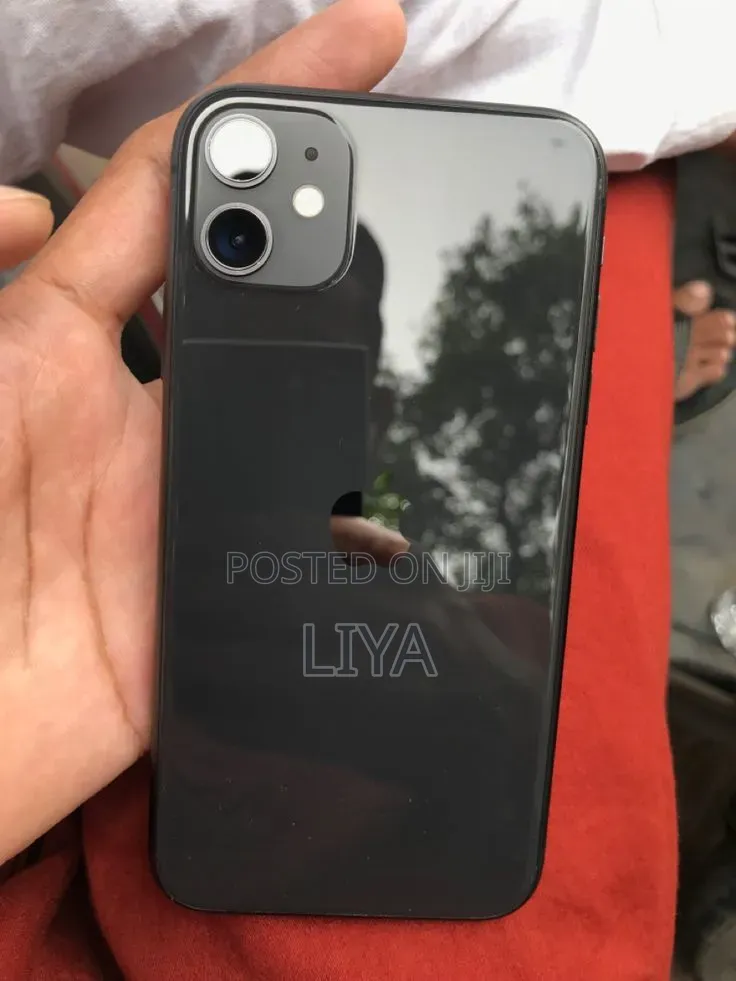 Apple iPhone 11 64 GB Black
