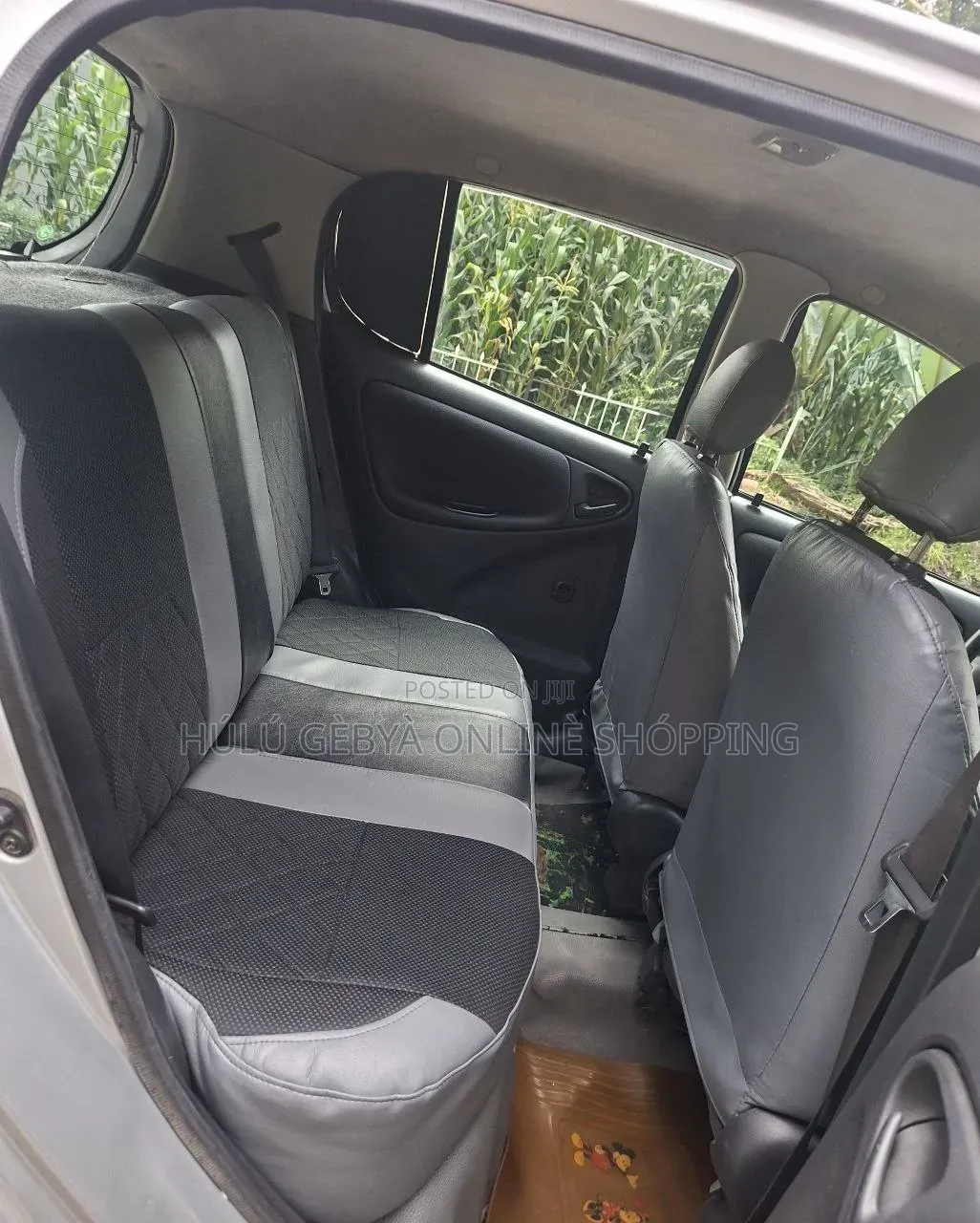 Toyota Vitz 2002 Silver