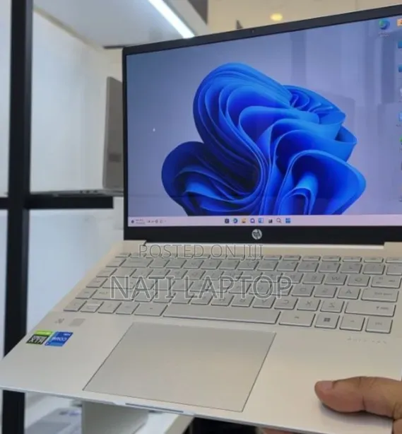 New Laptop HP Pavilion 14 16GB Intel Core i5 SSD 512GB