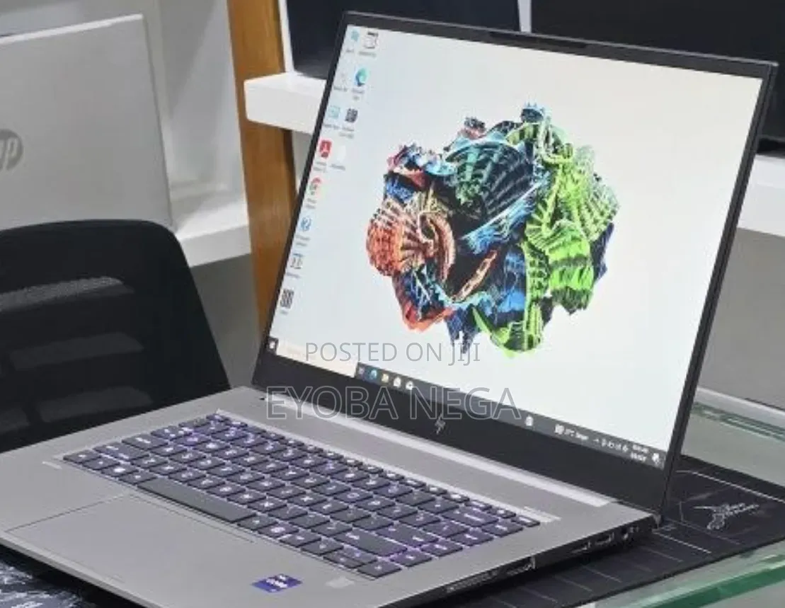 New Laptop HP ZBook 15 32GB Intel Core i9 SSD 512GB
