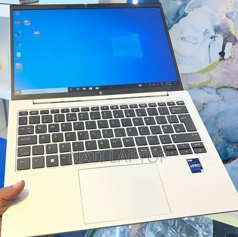 New Laptop HP EliteBook 830 G9 16GB Intel Core i7 SSD 512GB