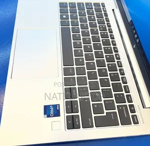 New Laptop HP EliteBook 830 G9 16GB Intel Core i7 SSD 512GB