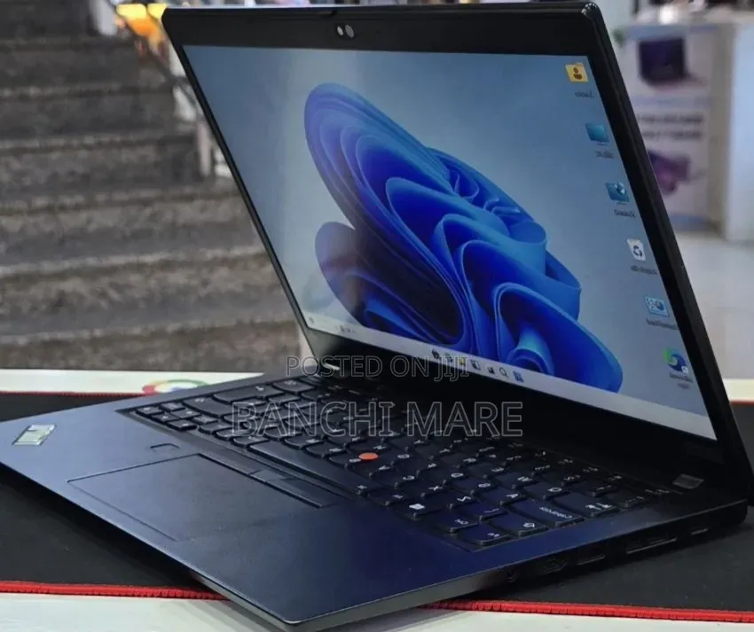 New Laptop Lenovo ThinkPad X13 Gen 2 16GB Intel Core i7 SSD 512GB
