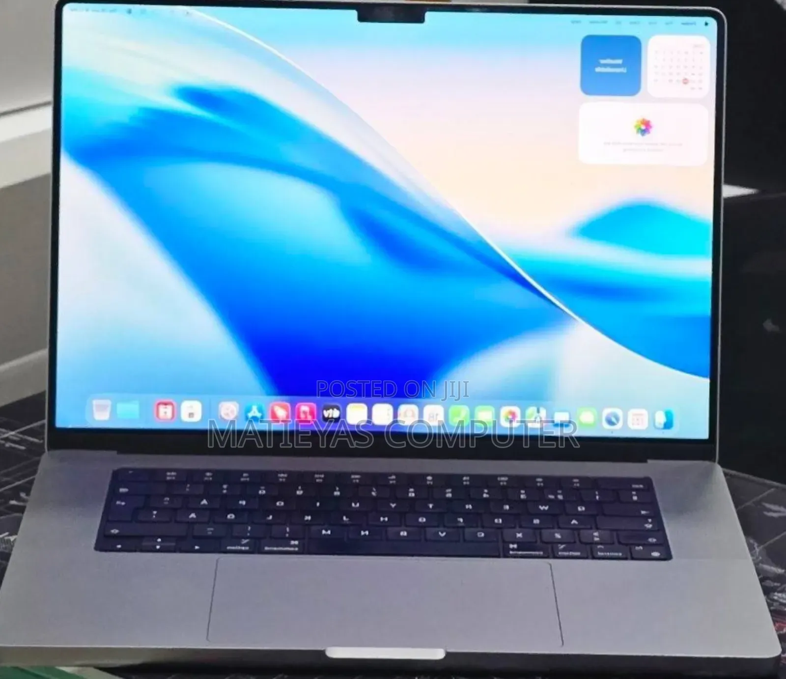 New Laptop Apple MacBook Pro 2021 M1 Max 32GB Apple M1 Max SSD 512GB