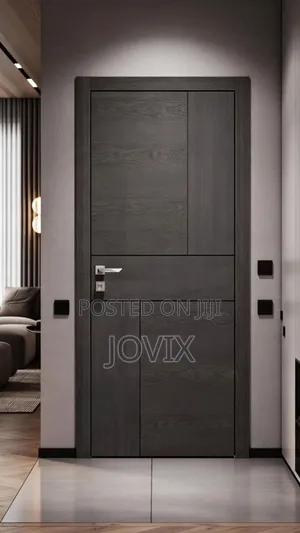 Crown Door