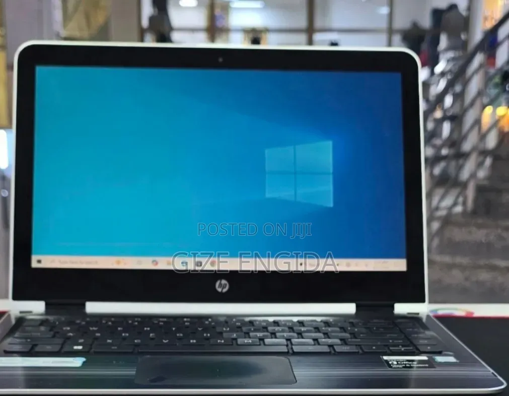 Laptop HP Pavilion x360 4GB Intel Core i7 HDD 1T