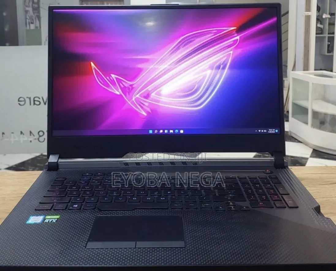 New Laptop Asus ROG Strix G17 16GB Intel Core i7 SSD 512GB