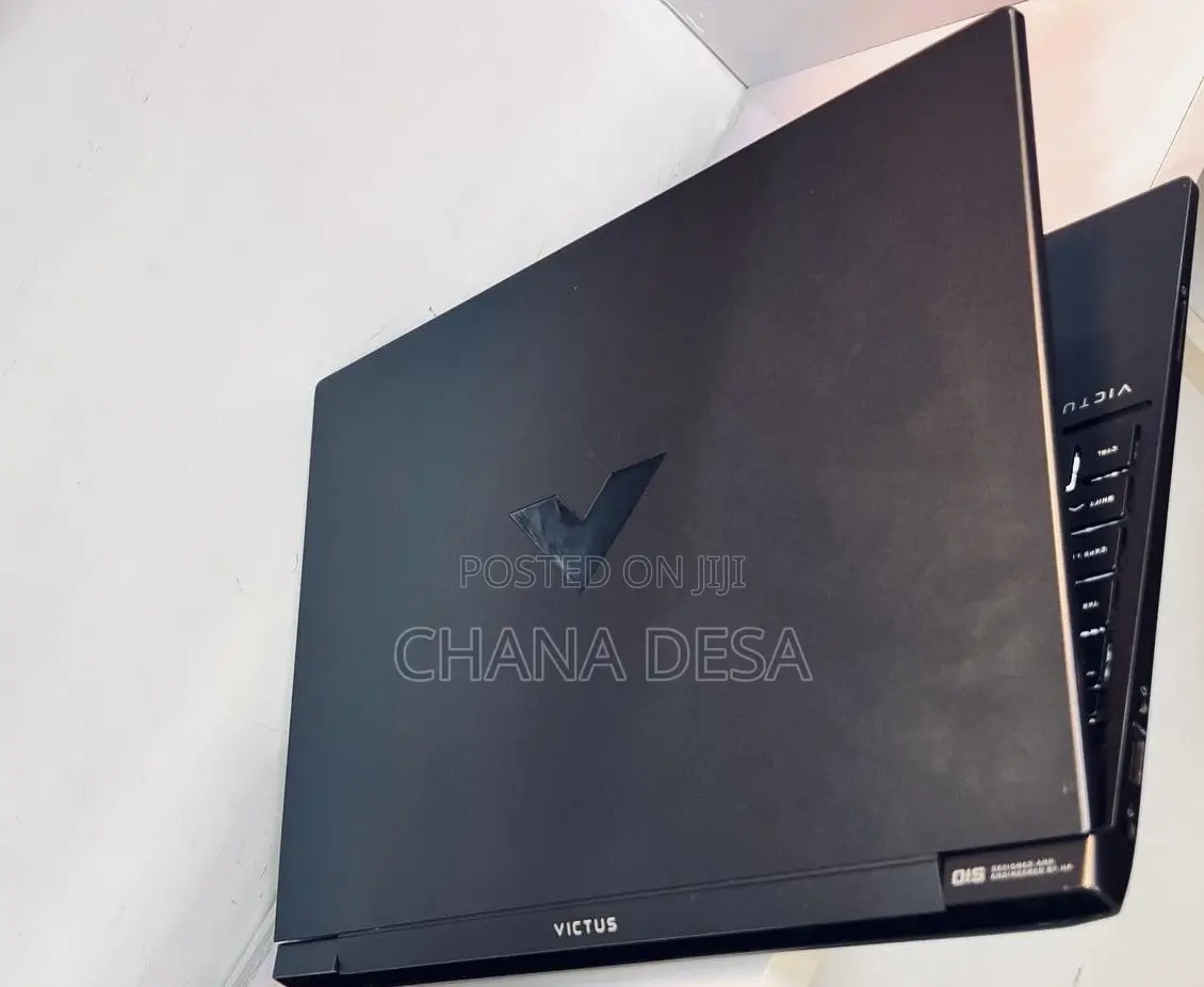 New Laptop HP Victus 15 16GB Intel Core i5 SSD 512GB