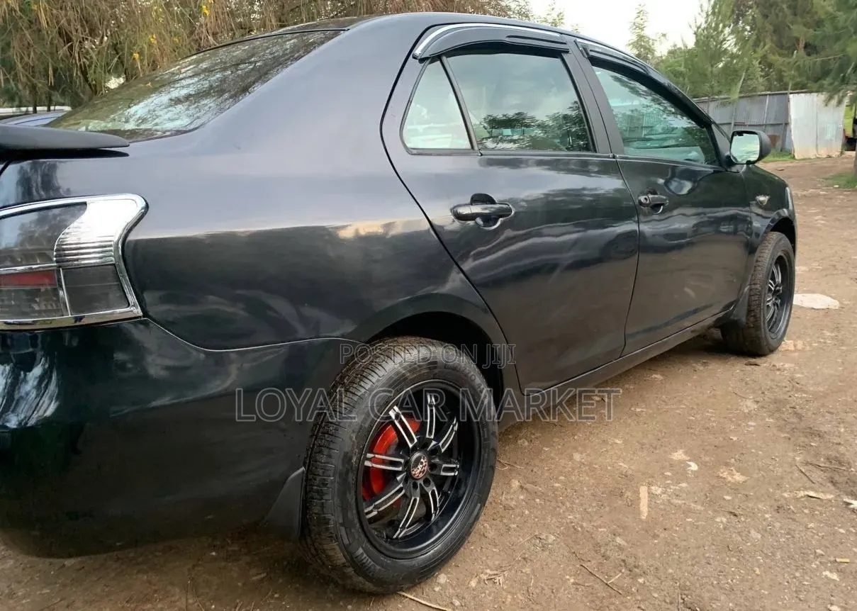 Toyota Yaris 2007 Black