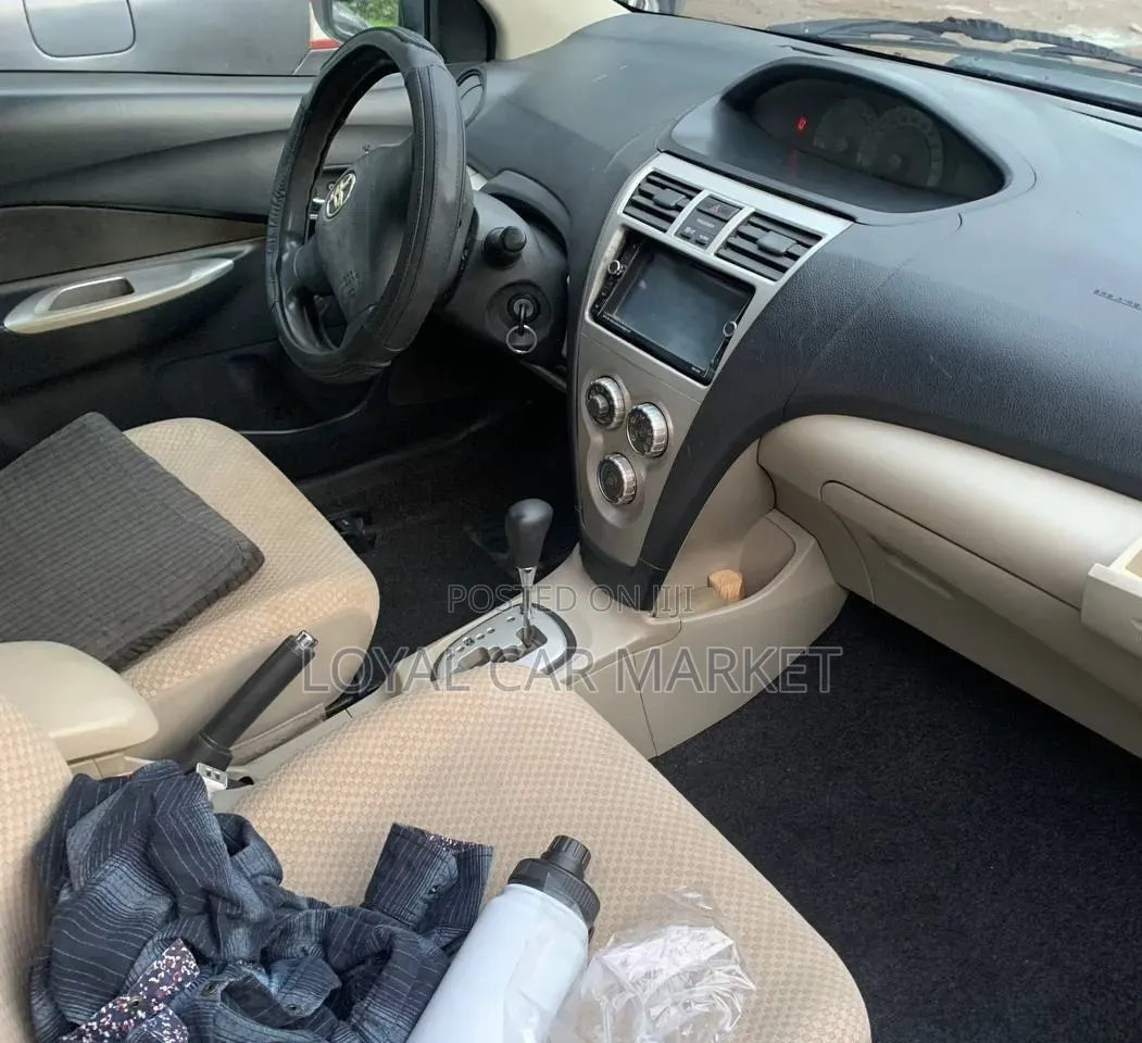 Toyota Yaris 2007 Black