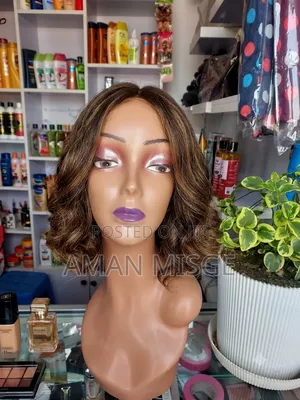 የሴቶች የኮፍያ ዊግ (Women's Hat Wig)