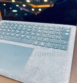 New Laptop Microsoft Surface 16GB Intel Core i7 SSD 256GB