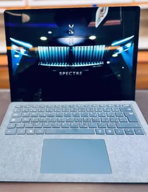 New Laptop Microsoft Surface 16GB Intel Core i7 SSD 256GB
