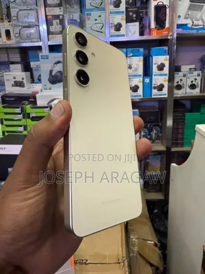 New Samsung Galaxy S24+ 256 GB Gold