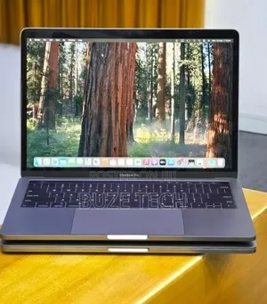 New Laptop Apple MacBook Pro 2019 16GB Intel Core i5 SSD 512GB