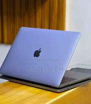 New Laptop Apple MacBook Pro 2019 16GB Intel Core i7 SSD 512GB