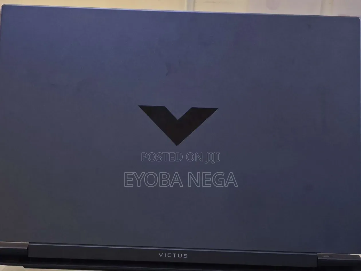 New Laptop HP Victus 15 16GB Intel Core i7 SSD 1T