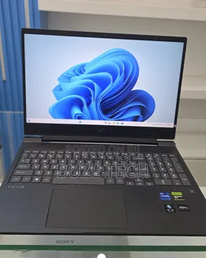 New Laptop HP Victus 15 16GB Intel Core i7 SSD 1T