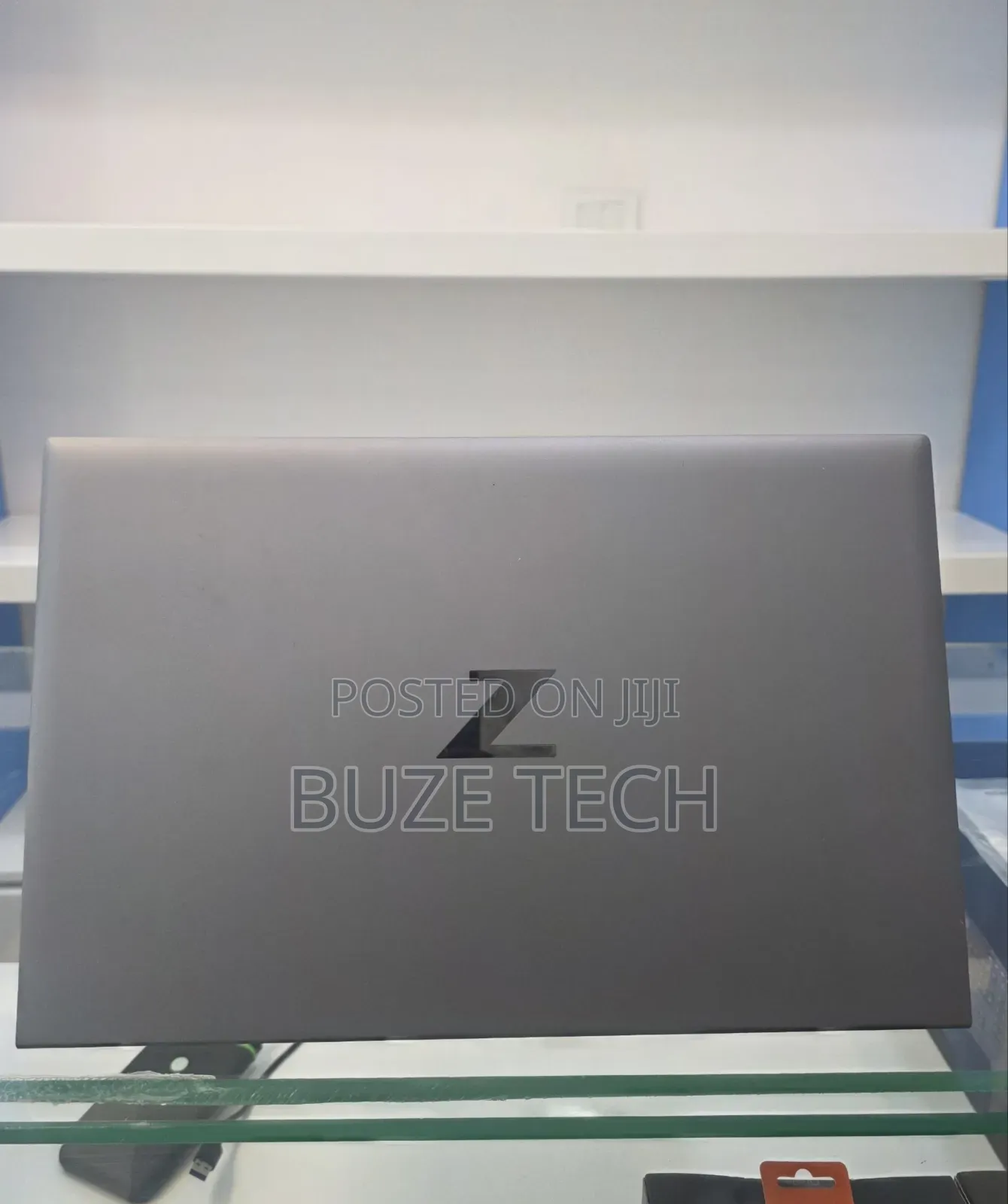 New Laptop HP ZBook Firefly G8 16GB Intel Core i7 SSD 512GB