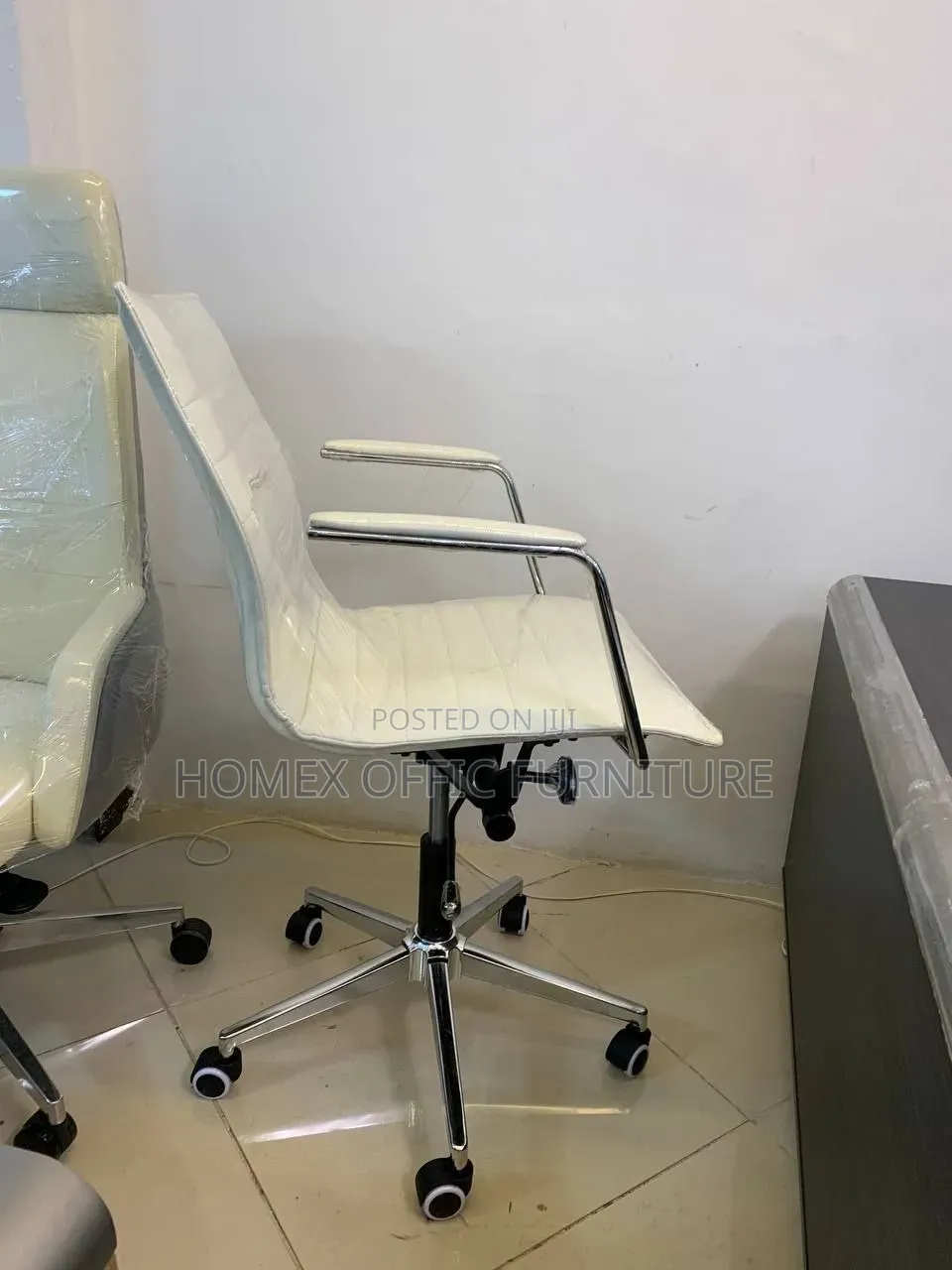 Luxury Leather Office Chair | ለቢሮ አና ለቤት