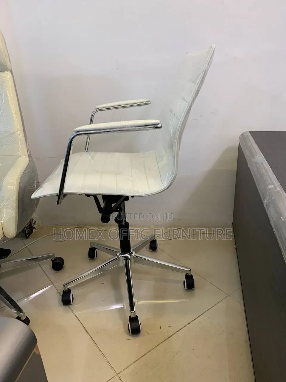 Luxury Leather Office Chair | ለቢሮ አና ለቤት