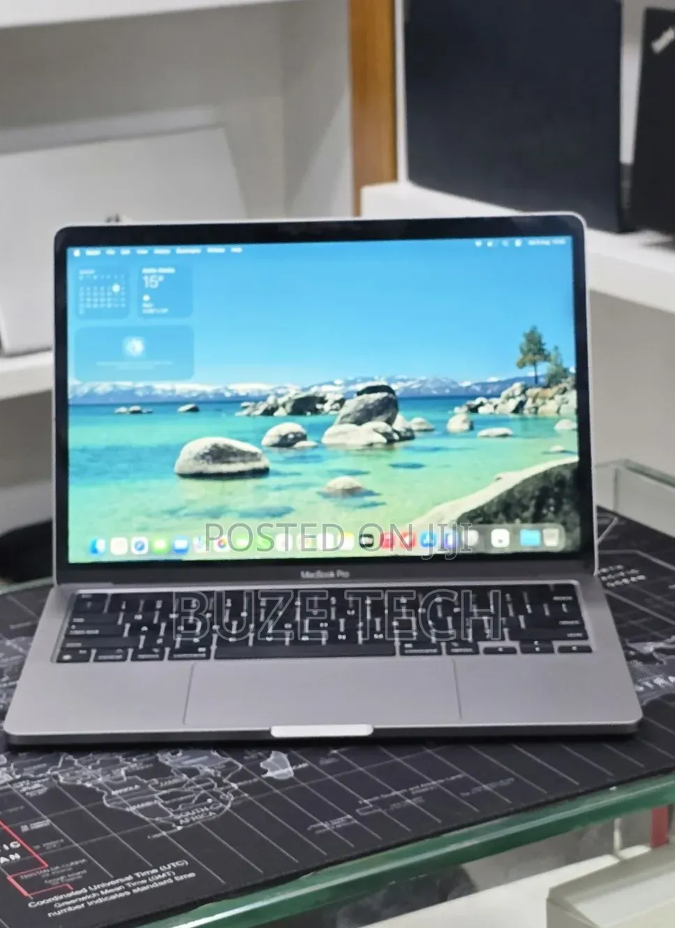 New Laptop Apple MacBook Pro 2022 M2 16GB Apple M2 SSD 512GB
