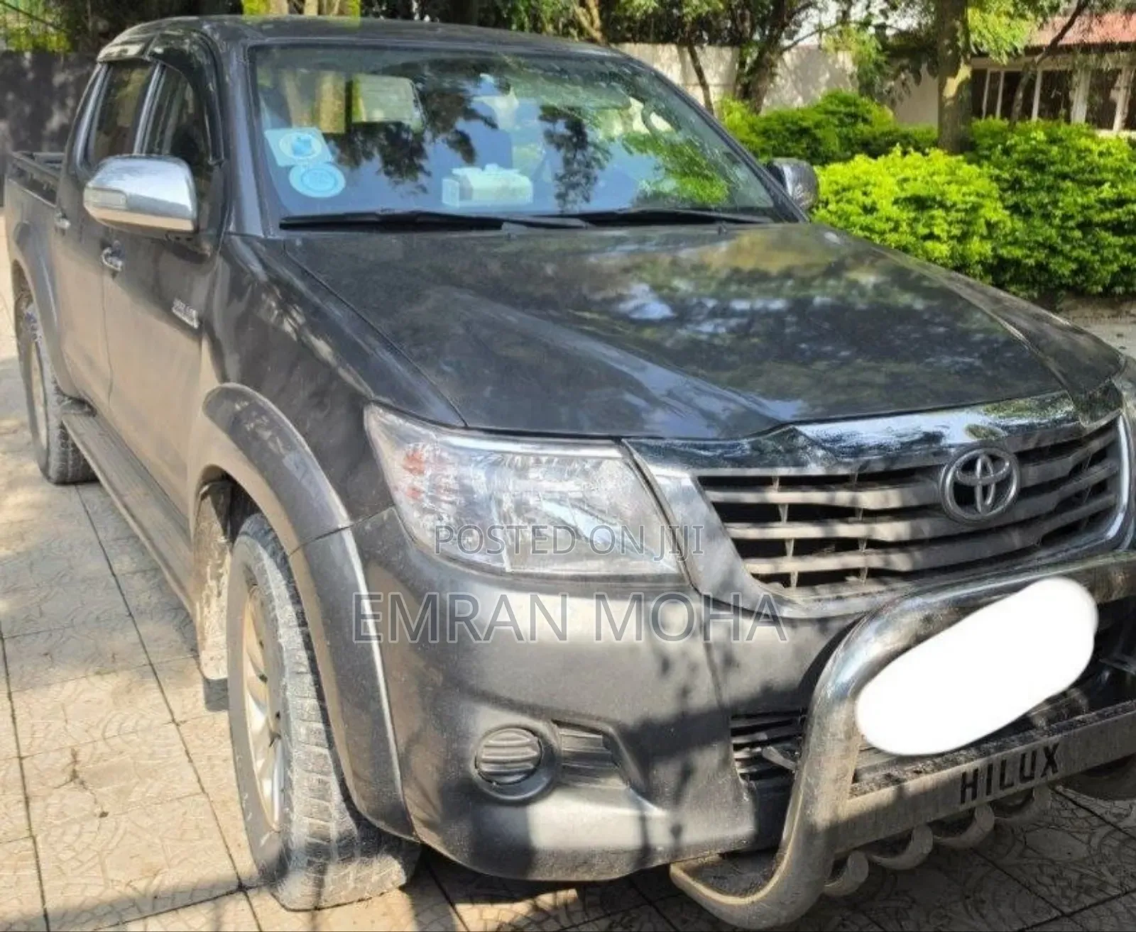 Toyota Hilux 2012 Gray