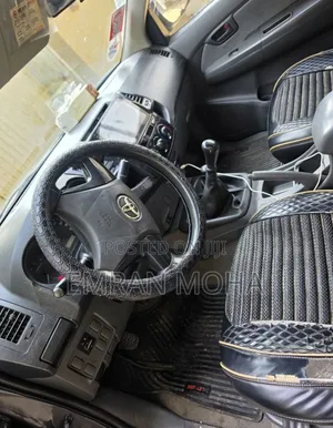 Toyota Hilux 2012 Gray