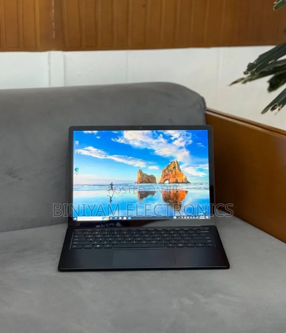New Laptop Microsoft Surface Laptop 4 16GB Intel Core i7 SSD 512GB