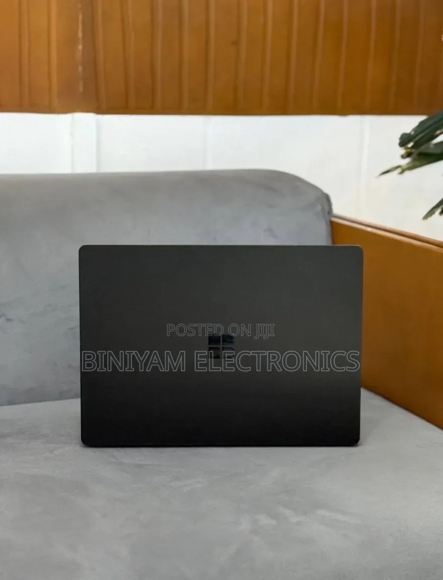 New Laptop Microsoft Surface Laptop 4 16GB Intel Core i7 SSD 512GB