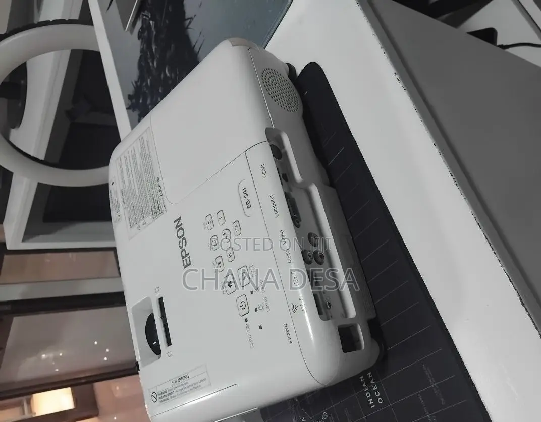 Epson EB-S41
