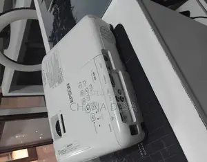 Epson EB-S41