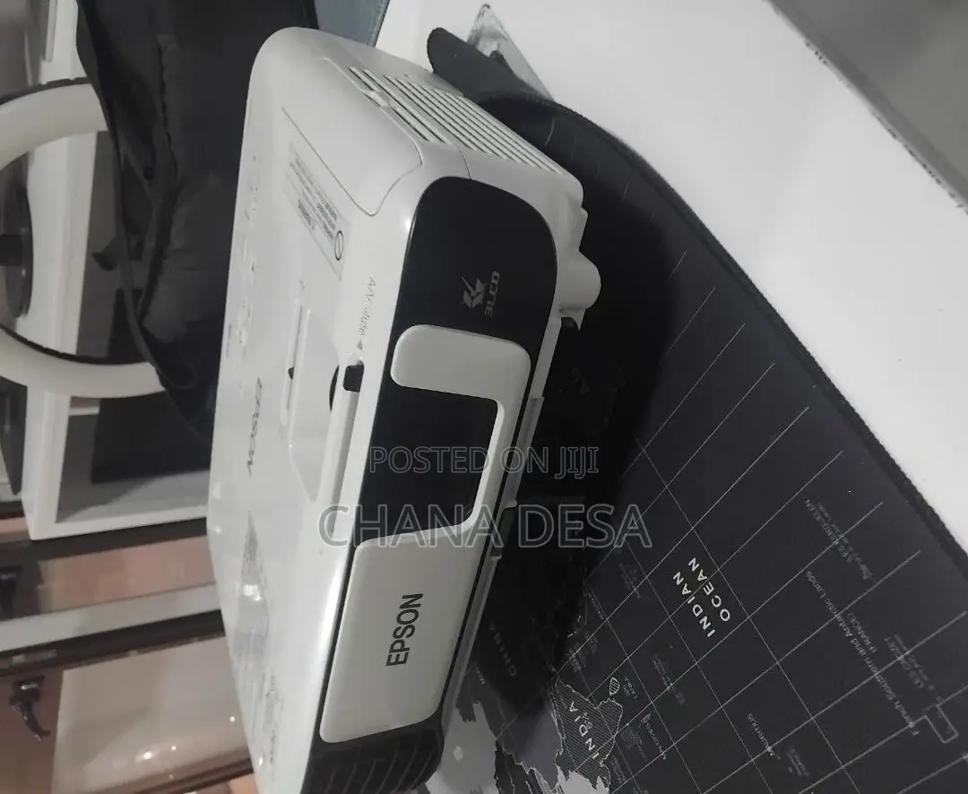 Epson EB-S41